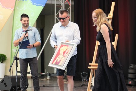 Fragment licytacji przedmiotów na rzecz Krystiana